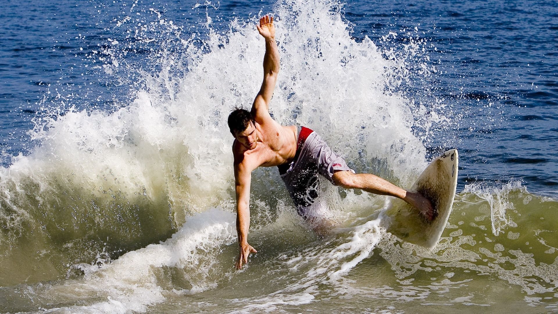 英超逆转王：逆境中胜出，传说由此诞生！，英超中最善于逆转的球队